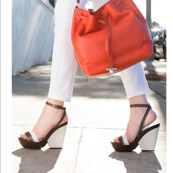 Tory Burch Shoes - TORY BURCH Woven Veg Nappa Coconut Wedge Size 8.5